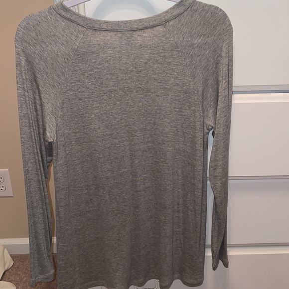 CABI TOP - Picture 4 of 4